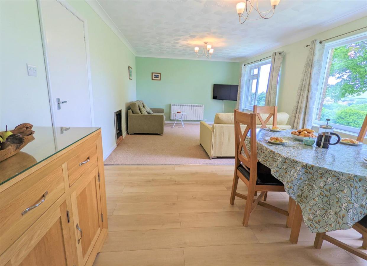 Hilltops Wroxall  Екстер'єр фото